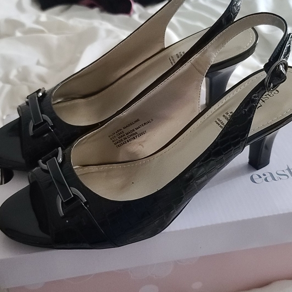 East 5th Black Pumps size 9.5 M (fits like 10) - Picture 7 of 9